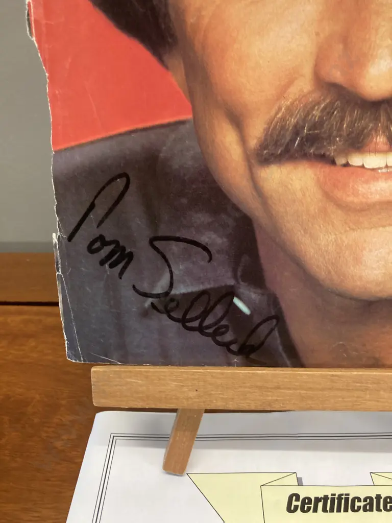 Tom Selleck "Magnum P.I" Signed TV Tattle-Tales Magazine Picture With Authentication. 27 x 21cm Image 1++